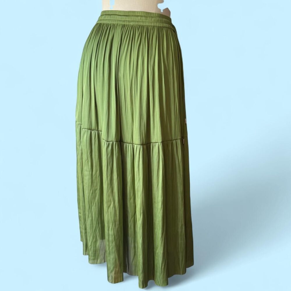 Unbranded Women's Green Skirt - Picture 3 of 5
